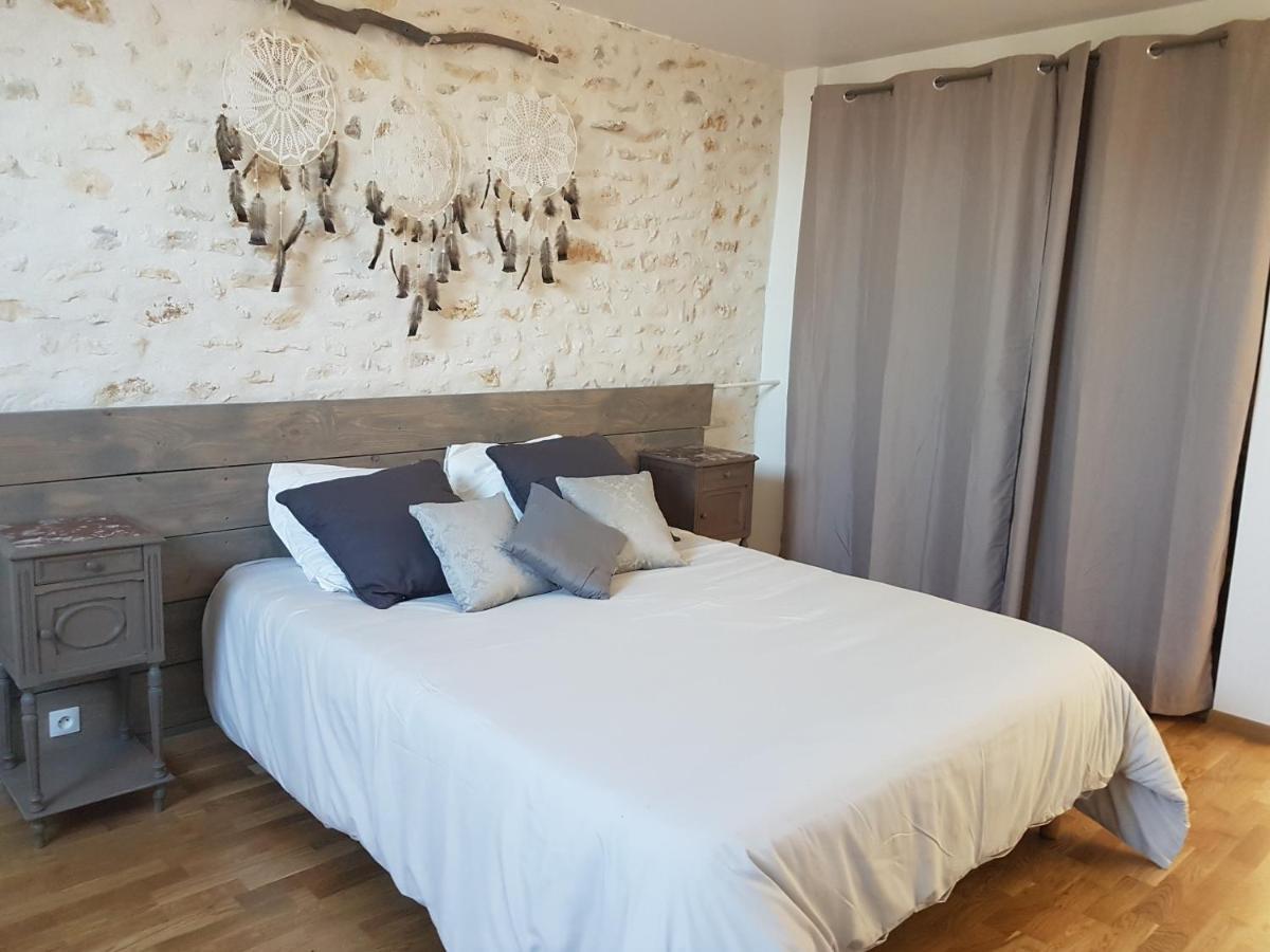 Le Pre De La Rue Bed & Breakfast Bouesse Exterior photo